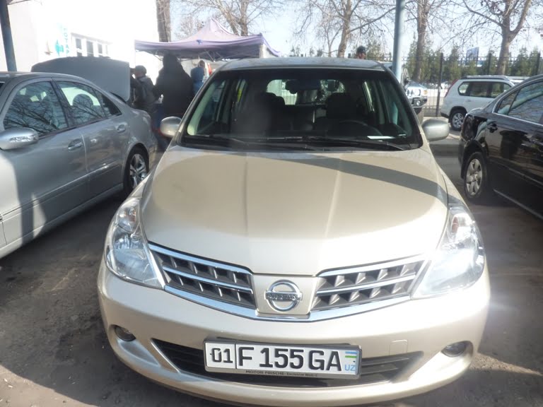 Цены на иномарки на авторынке "Сергели" в январе 2018 - 11 Nissan Tiida, год выпуска: 2009; Пробег: 44 000 км.<br /> Цена: 90 000 000 сумов.