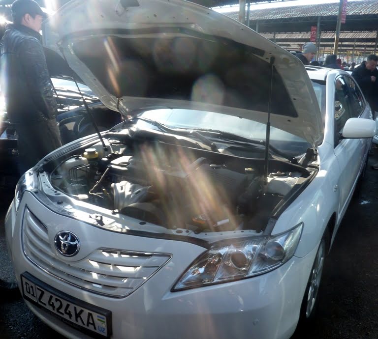 Цены на иномарки на авторынке "Сергели" в январе 2018 - 8 Toyota Camry, год выпуска: 2007; Пробег: 128 000 км.<br /> Цена: 147 600 000 сумов.