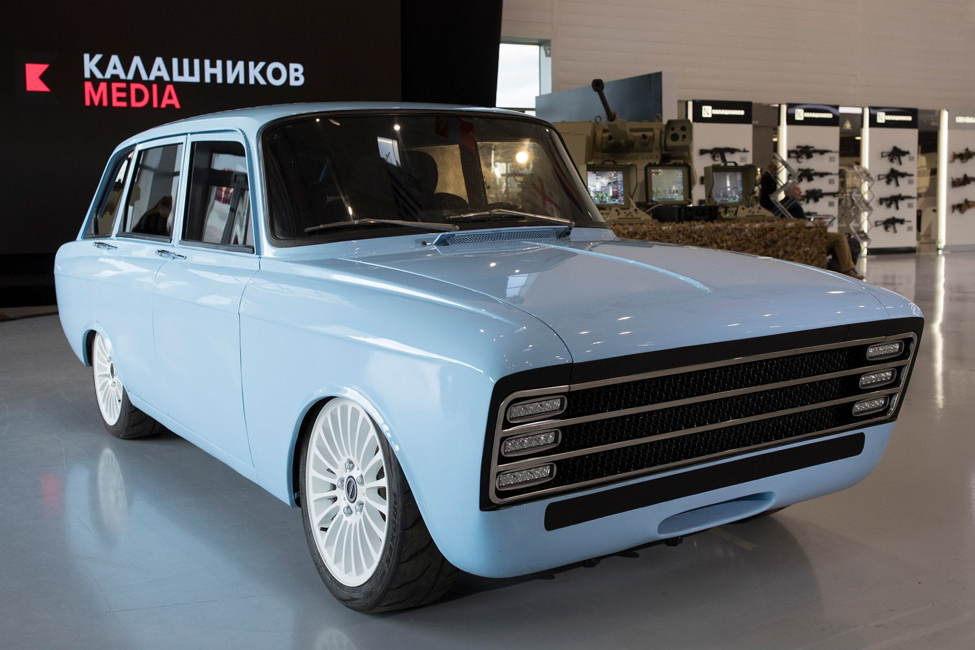 «Калашников» показал концепт электромобиля. Это не фотошоп! - 1 Калашников электромобиль