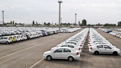 UzAuto Motoros возобновит продажи машин с марта, а подвинуть очередь за "шапку" теперь не получится - 8 GM Uzbekistan автосалон торговая площадка под открытым небом на сергелийском авторынке