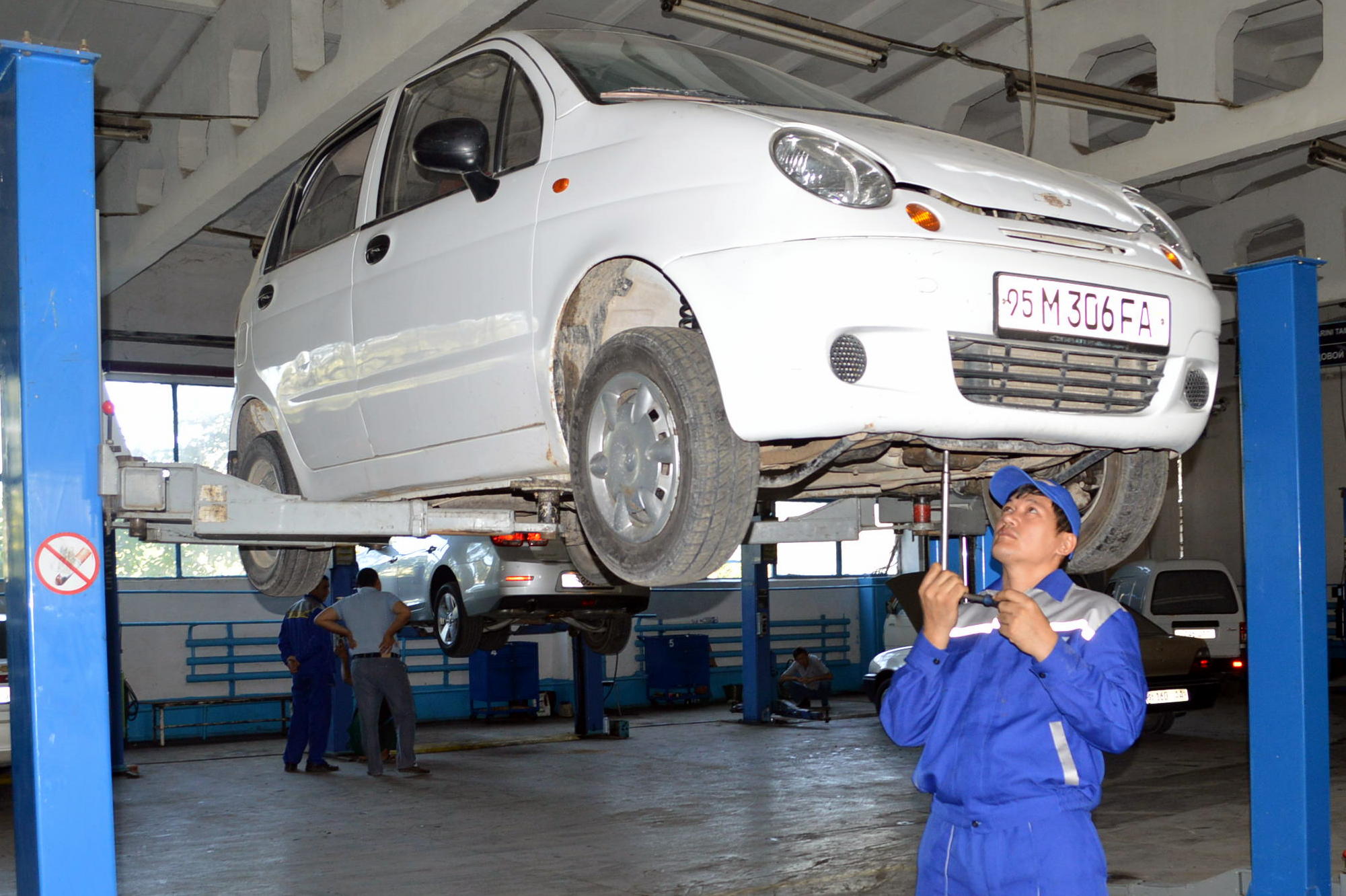 GM Uzbekistan в Нукусе и Каракалпакстане: список автосалонов с телефонами - 1 GM Uzbekistan в Нукусе и Каракалпакстане список автосалонов с телефонами