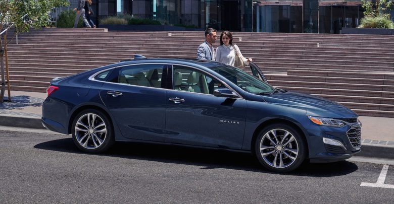 В Узбекистане введут налог на дорогие автомобили и дома - 1 Chevrolet Malibu Premier Рестайлинг 2019 в США