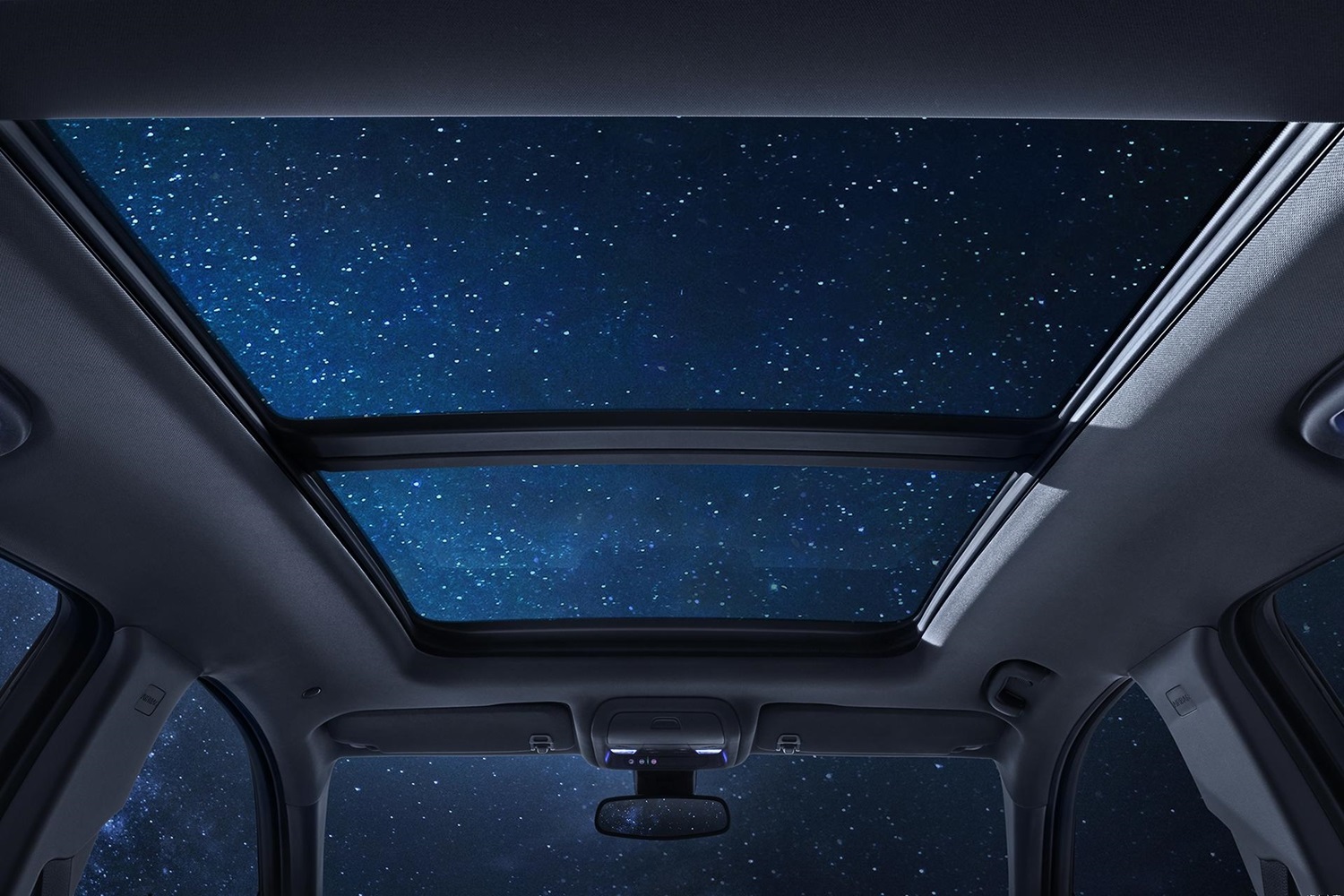 Новый Chevrolet Equinox в Узбекистане: цена, фото и технические характеристики - 4 В топовой версии доступна панорамная крыша с электрическим люком