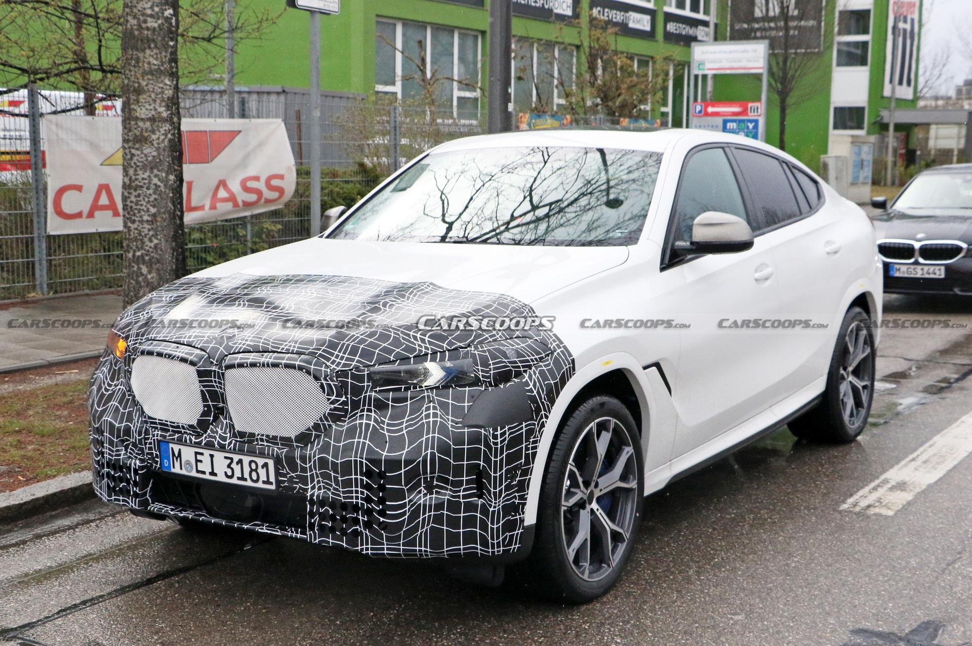 Рестайлинг кроссовера BMW X6 M 2024 - 1 Появились шпионские фото BMW X6