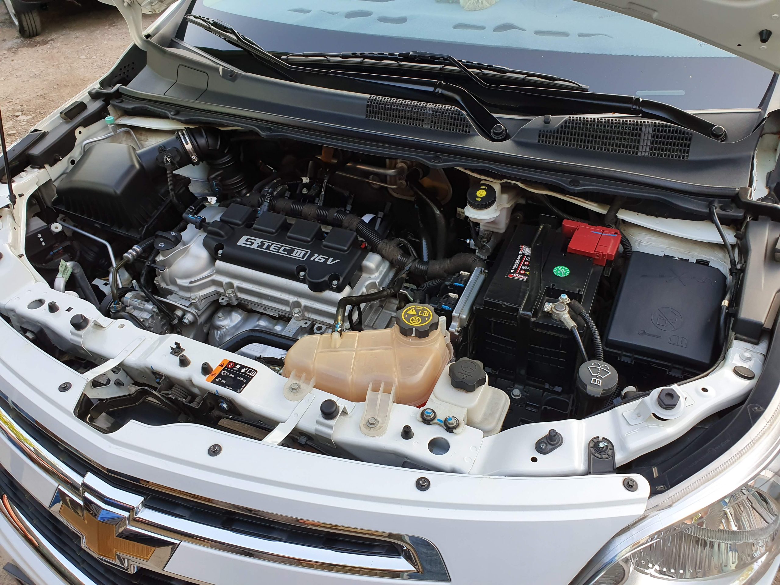 Как узнать пробег Chevrolet Cobalt? - 1 Двигатель Chevrolet Cobalt c пробегом 22 тысячи км.