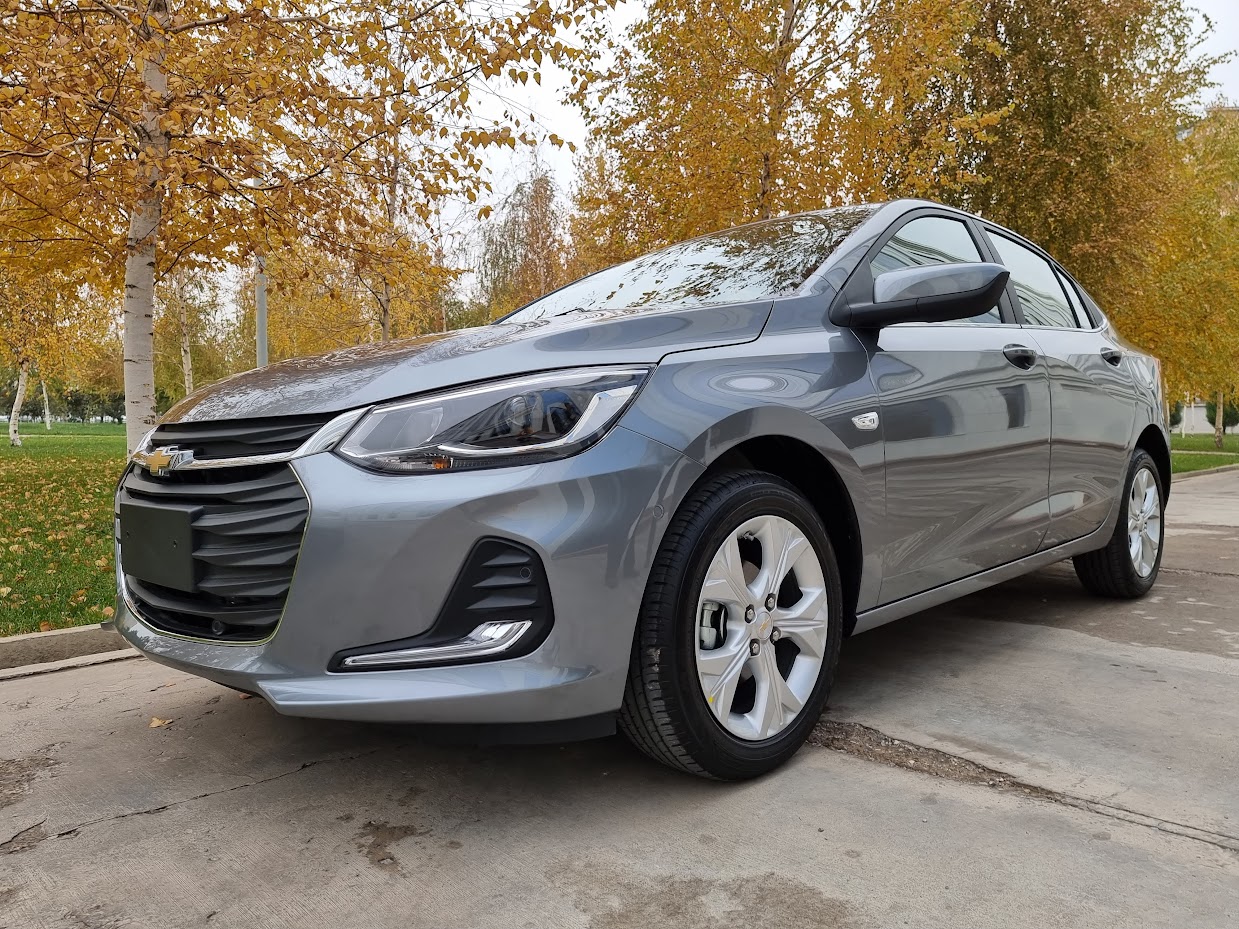 Chevrolet Onix Premier
