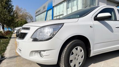 Chevrolet Cobalt Optima AT (без ABS) на стоянке автосалона в Ташкенте