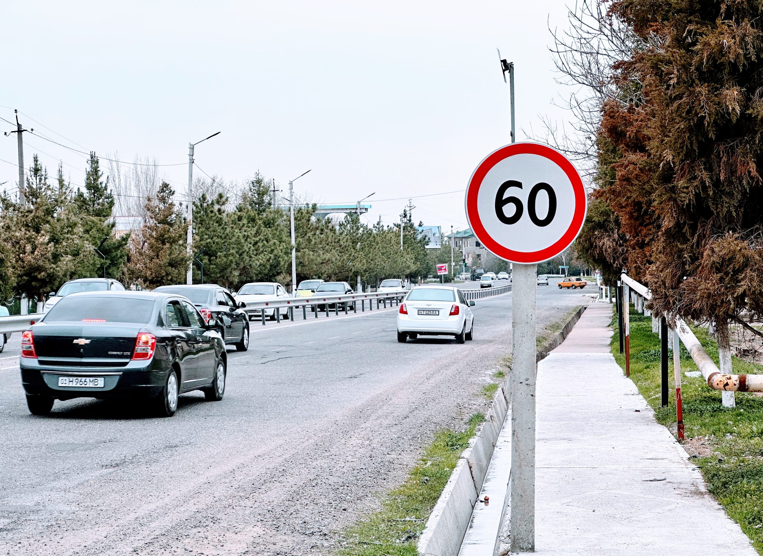 Теперь только 60: скорость во всех городах снижена с 70 км/ч до 60 км/ч - 1 Максимальная скорость снижена до 60 км:ч во всех городах