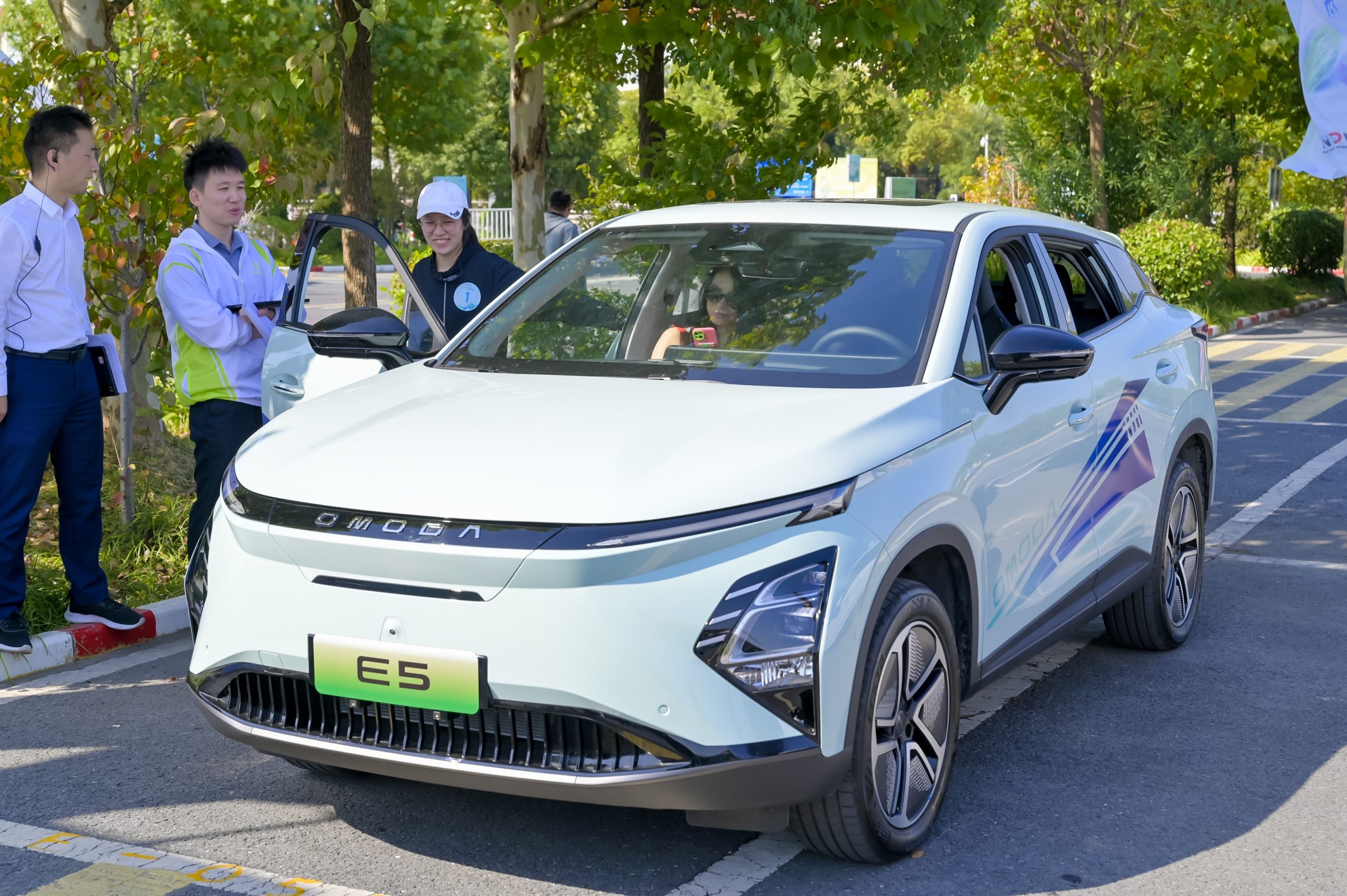 Электрический кроссовер Omoda E5 появится в Узбекистане - 2 Omoda e5