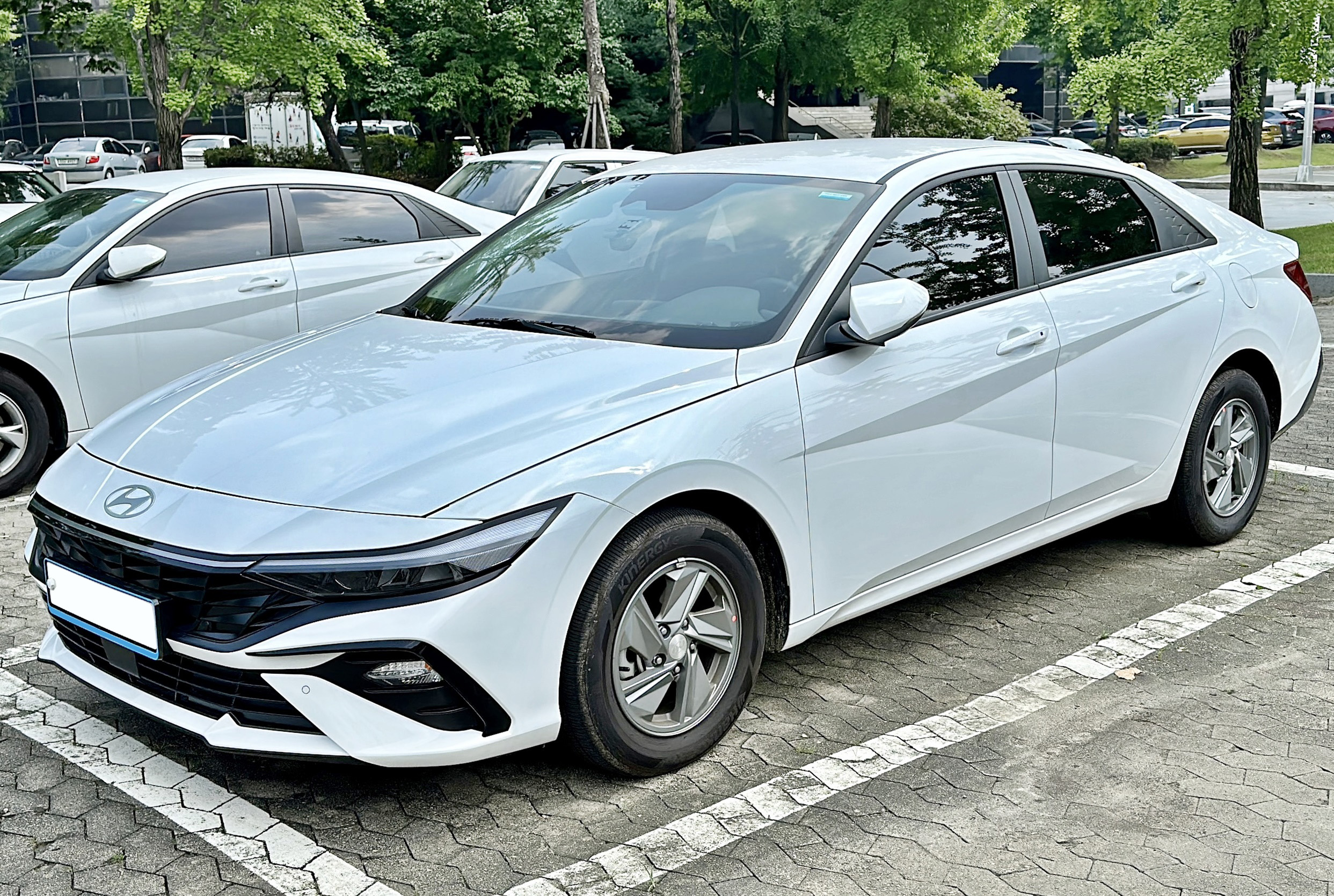 Продажи Hyundai узбекской сборки начнутся в сентябре - 2 Hyundai Elantra / рестайлинг 2023 года