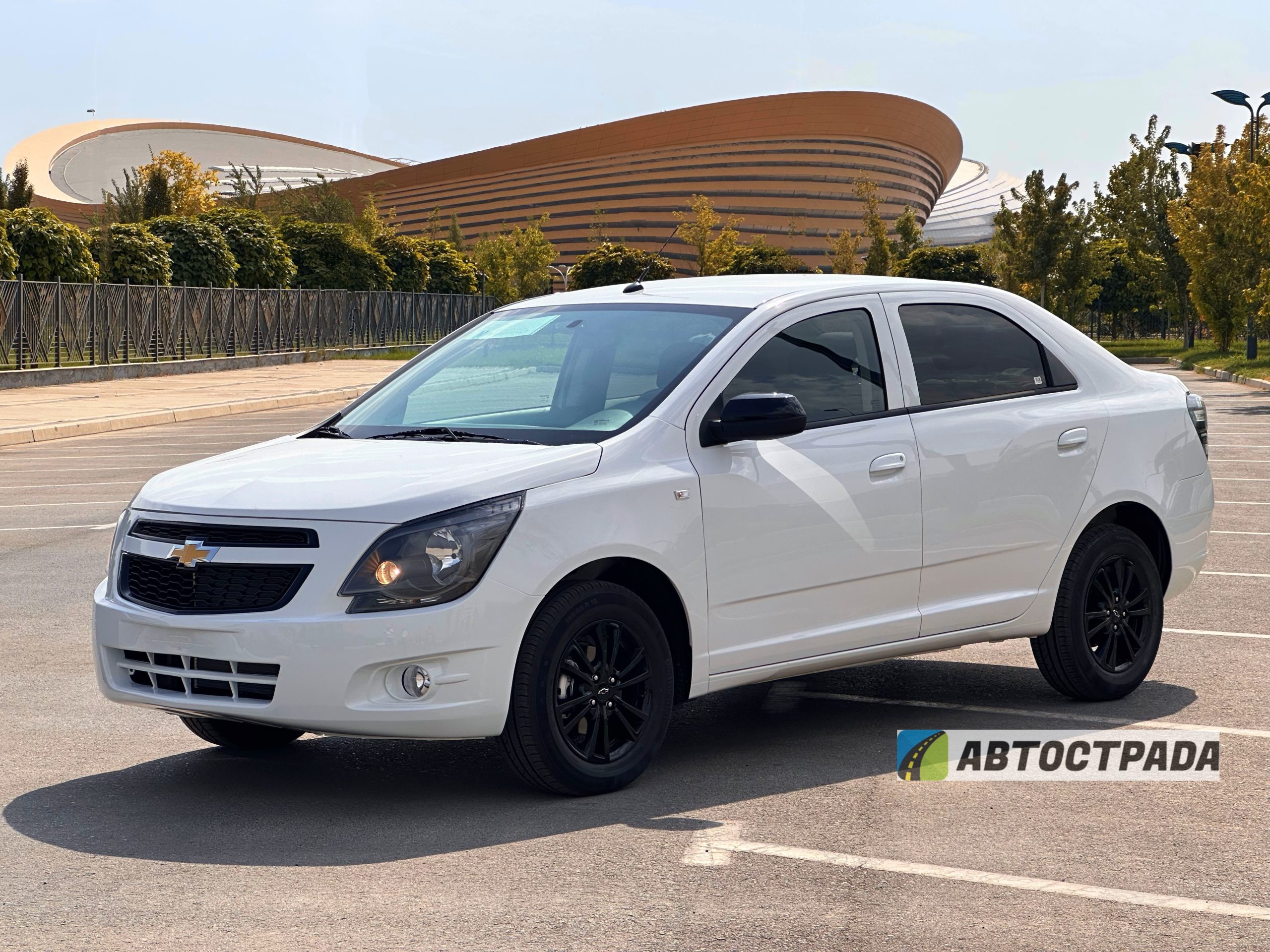 Что происходит с договорами на Cobalt? - 1 Chevrolet Cobalt Midnight теперь с кожаным салоном