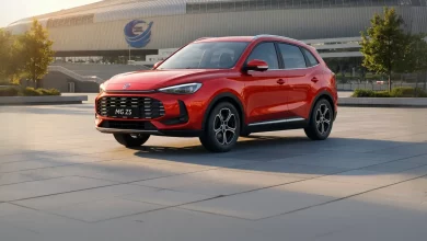MG ZS красного цвета на площади у арены в Ташкенте