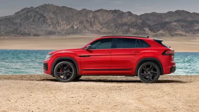 Volkswagen Teramont X с черной крышей и черными 21-дюймовыми дисками